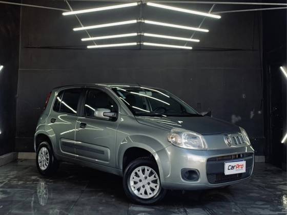 FIAT UNO 1.0 EVO VIVACE 8V FLEX 4P MANUAL FIAT UNO 1.0 EVO VIVACE 8V FLEX 4P MANUAL